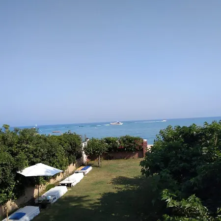 Casa Moorea Holiday home Malgrat de Mar